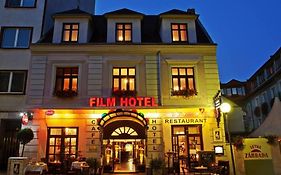 Film Hotel